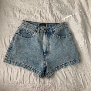 Abercrombie ultra high rise short